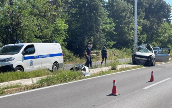 Λάρισα: Θανατηφόρο τροχαίο στην Εθνική Οδό Λάρισας - Τρικάλων με θύμα 23χρονη Λάρισα: Θανατηφόρο τροχαίο στην Εθνική Οδό Λάρισας - Τρικάλων με θύμα 23χρονη