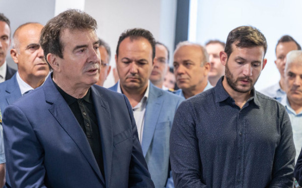 Μ. Χρυσοχοΐδης: «Στη μνήμη των θυμάτων τρομοκρατίας παίρνουμε κουράγιο και δύναμη να συνεχίσουμε το έργο μας»