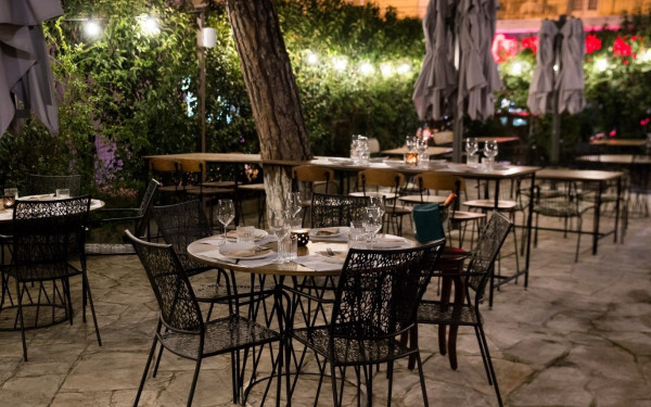 Στο Αναντάμ Παπαντάμ στην Πυλαία, σας περιμένουν αμέτρητα γευστικά ταξίδια