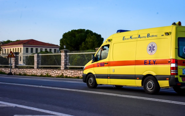 Τραγωδία στη Λάρισα: Νεκρός 58χρονος - Καταπλακώθηκε από το δέντρο που έκοβε