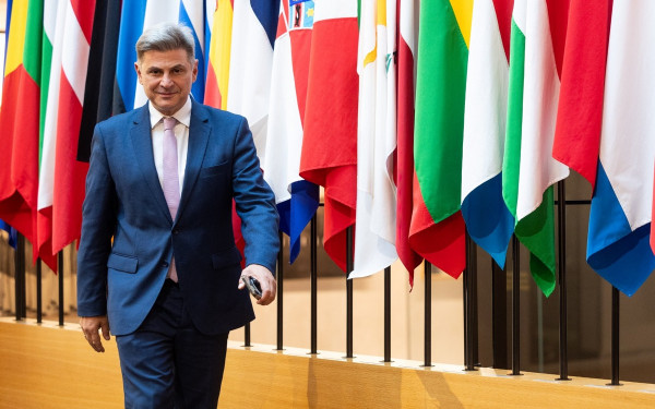 Νικόλας Φαραντούρης στη «ΜτΚ»:  Η σκιά της διαφθοράς πλανάται πάνω από τη χώρα και μειώνει την αξιοπιστία της στο εξωτερικό