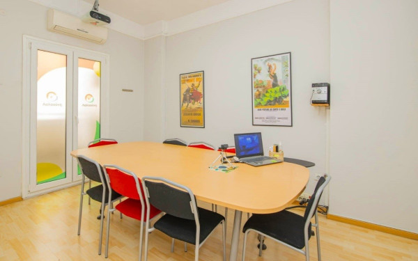 Φροντιστήριο Λαλαούνη: 23 χρόνια πρωτοπόροι στη διδασκαλία ξένων γλωσσών