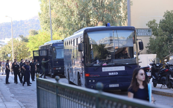 Γυναικοκτονία Γρίβα - Απολογία κατηγορούμενου: «Ήθελα να κάνω κακό στον εαυτό μου... Μακάρι να ήμουν εγώ στη θέση της Κυριακής» Γυναικοκτονία Γρίβα - Απολογία κατηγορούμενου: «Ήθελα να κάνω κακό στον εαυτό μου... Μακάρι να ήμουν εγώ στη θέση της Κυριακής»