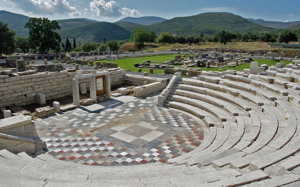 Το Υπουργείο Πολιτισμού στηρίζει θέατρο, φεστιβάλ και εκδηλώσεις με επιχορηγήσεις ύψους 2.000.000 ευρώ