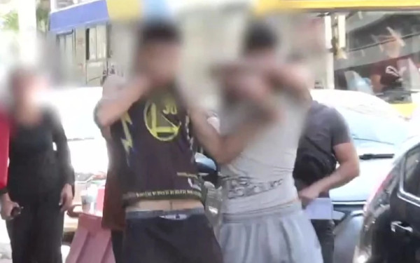 Ομαδικός βιασμός στον Πειραιά: Απολογούνται σήμερα οι κατηγορούμενοι - Η 14χρονη δέχτηκε απειλές να μη μιλήσει (βίντεο)