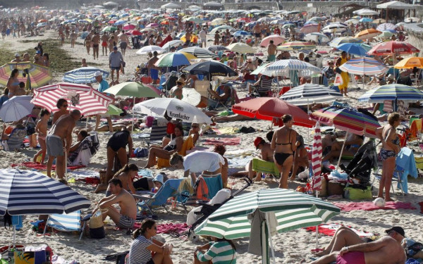 Ισπανία: Εκτός πραγματικότητας οι τιμές σε ξενοδοχεία και δωμάτια σε παραθαλάσσιες περιοχές