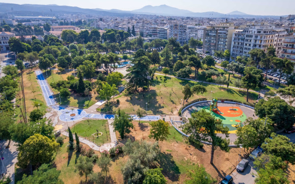 Δήμος Θεσσαλονίκης: Μία νέα παιδική χαρά στο Πεδίον του Άρεως με δωρεά ιδιώτη