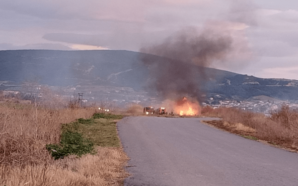 Θεσσαλονίκη: Υπό έλεγχο η φωτιά στους Ταγαράδες Θεσσαλονίκη: Υπό έλεγχο η φωτιά στους Ταγαράδες