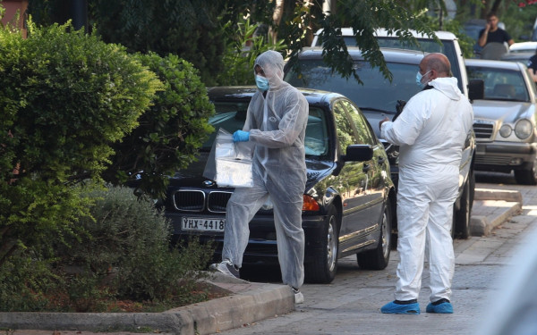 Έρευνες της Αντιτρομοκρατικής για τη βόμβα στο σπίτι του Γ. Πρετεντέρη: Τι ψάχνει η ΕΛΑΣ