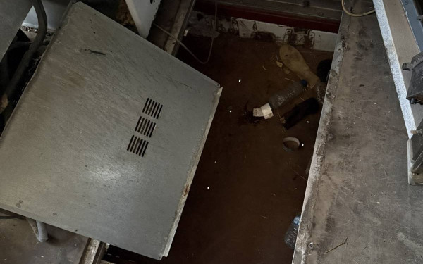 Θεσσαλονίκη: Έκρυβε 16 μετανάστες σε κρύπτες στο φορτηγό του - Δείτε φωτογραφίες