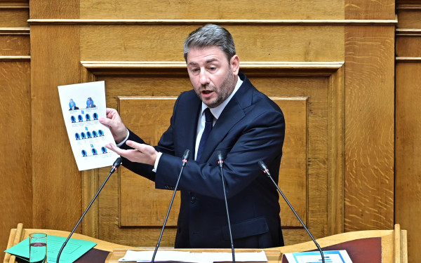 Βουλή - Ν. Ανδρουλάκης: «Φοράτε τη φανέλα της διαφθοράς και της αναξιοπρέπειας - Εμείς δεν ποινικοποιούμε την πολιτική ζωή του τόπου»