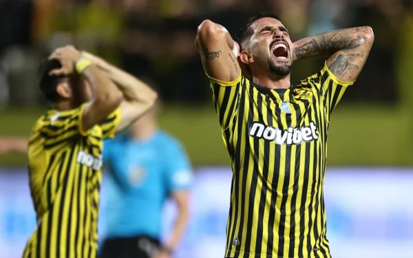 Άρης - Αράζ 2-2: Οδυνηρός αποκλεισμός στο γεμάτο Χαριλάου