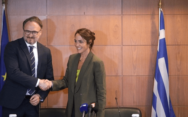 Τα νέα στεγαστικά προγράμματα συζήτησαν Δ. Μιχαηλίδου και Dan Jørgensen