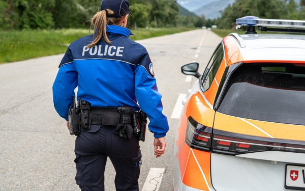 Ελβετία: Ανθρωποκυνηγητό για τη σύλληψη ατόμων που λήστεψαν οπλοπωλείο