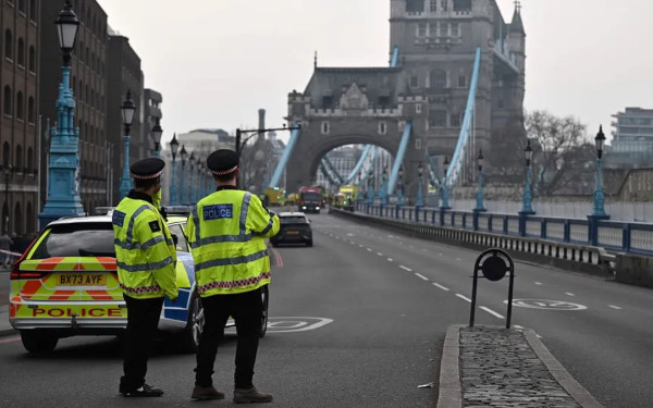 Αγγλία: Σκοτώθηκαν 2 άνδρες από μαχαιριές στη Γέφυρα του Λονδίνου
