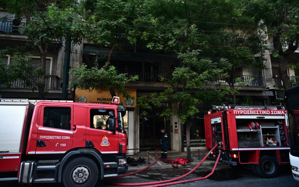 Πέτρος Φιλιππίδης: Κάηκε το σπίτι του στην Πατησίων - Καλά στην υγεία του ο ηθοποιός, που ήταν μέσα