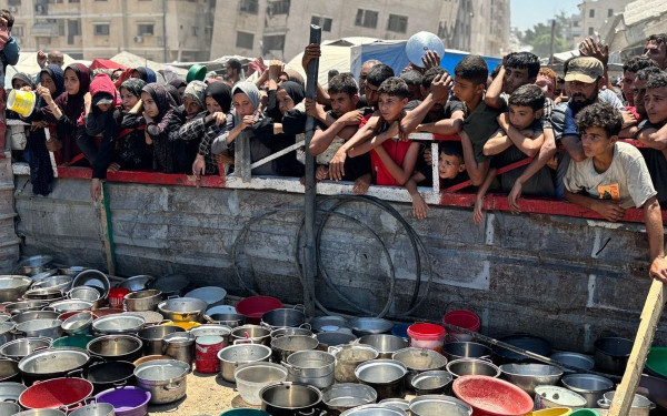Έφτασαν στο Αμάν της Ιορδανίας 100 τόνοι ιταλικής ανθρωπιστικής βοήθειας που προορίζονται για τη Λωρίδα της Γάζας