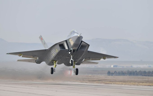 Ινδονησία: Yπέγραψε σύμβαση με την Τουρκία για την αγορά 48 μαχητικών αεροσκαφών KAAN