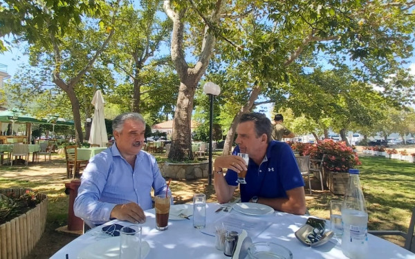 Πρωινός καφές με το δήμαρχο Βόλβης Διαμαντή Λιάμα (βίντεο)