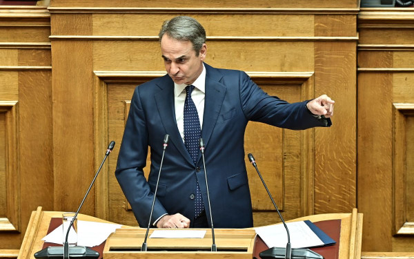 Μητσοτάκης σε Βελόπουλο: Απίστευτες σαχλαμάρες να συνδέονται οι πυρκαγιές με τις ανεμογεννήτριες