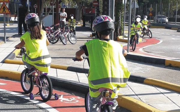 Σωστή χρήση ποδηλάτου: Δωρεάν - βιωματική εκπαίδευση στο Πάρκο Κυκλοφοριακής Αγωγής Δήμου Θέρμης