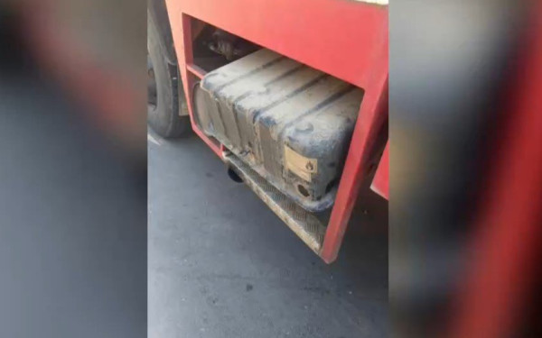 Μήνυση κατά αγνώστων για την κλοπή μπαταριών και καλωδίων από πυροσβεστικό όχημα του δήμου Νεάπολης-Συκεών