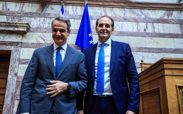 Κ. Μητσοτάκης για τον θάνατο Βεσυρόπουλου: «Αποχαιρετώ σήμερα τον πρώτο σε ψήφους βουλευτή Ημαθίας» Κ. Μητσοτάκης για τον θάνατο Βεσυρόπουλου: «Αποχαιρετώ σήμερα τον πρώτο σε ψήφους βουλευτή Ημαθίας»