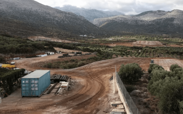 Κ. Τσουκαλάς: Το δημόσιο καλείται να πληρώσει 124,5 δισ. στον εργολάβο του ΒΟΑΚ επειδή η κυβέρνηση δεν παραδίδει έγκαιρα τον χώρο κατασκευής του