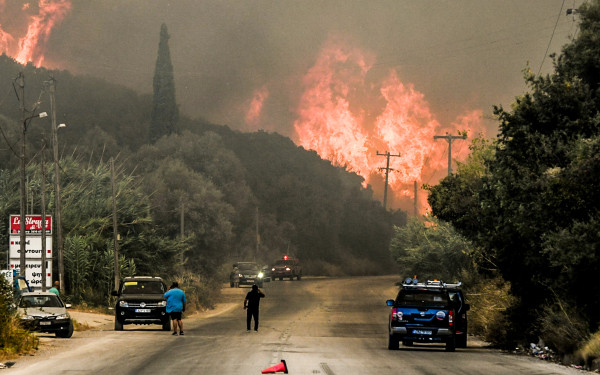Πέλλα: Οριοθετήθηκε η φωτιά στη Σκύδρα