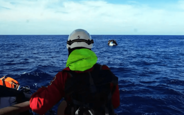 Ιταλία: Τουλάχιστον 20 νεκροί από ανατροπή δύο πλεούμενων με μετανάστες στη Λαμπεντούζα - Nεκρό και ένα νεογέννητο κοριτσάκι