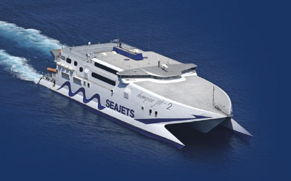 Ρόδος: Βλάβη σε επιβατηγό καταμαράν πριν τον απόπλου