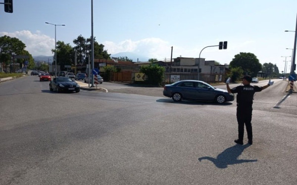 ΕΛΑΣ: Δεν υπάρχει ολική διακοπή κυκλοφορίας λόγω των μπλόκων - Η κυκλοφορία διεξάγεται απο παρακαμπήριες