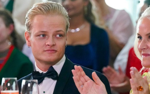 Νορβηγία: Ο γιος της πριγκίπισσας Μέτε- Μάριτ κατηγορείται για τέσσερις βιασμούς