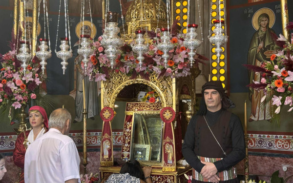 Ημαθία: Με λαμπρότητα και συγκίνηση οι λατρευτικές εκδήλωσης στην Παναγία Σουμελά