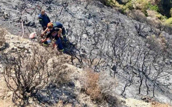 Πάτρα: Σοβαρός τραυματισμός πυροσβέστη που έπεσε σε χαράδρα