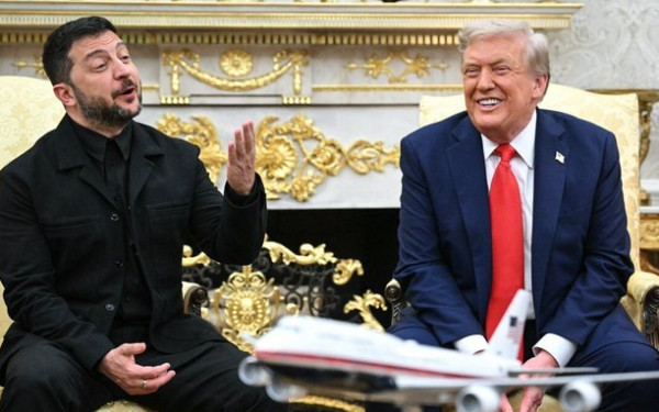 Αποκάλυψη Corriere για την πρόταση Τραμπ σε Ζελένσκι: «Πάρε $800 δισ. και εγγυήσεις ασφαλείας και δώσε το Ντονμπάς»