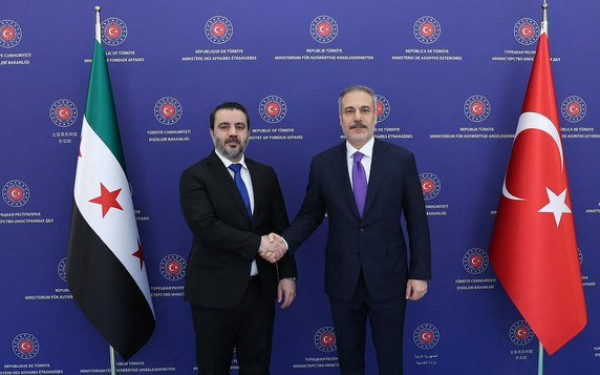 Τουρκία-Συρία: Μνημόνιο συνεργασίας στην στρατιωτική εκπαίδευση υπέγραψαν οι υπουργοί Άμυνας