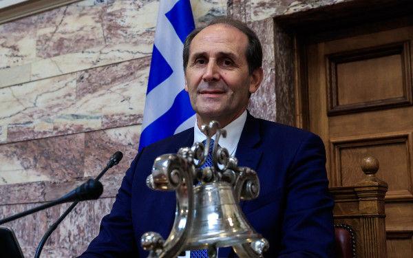 Απ. Βεσυρόπουλος: Tι λέει το υπουργείο Υγείας για τον θάνατό του - Τα δραματικά λεπτά στην ακτή Καλογριάς