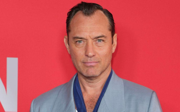 O Τζουντ Λο υποδύεται τον Πούτιν σε νέα ταινία και η ομοιότητα είναι απίστευτη - Δείτε φωτογραφίες