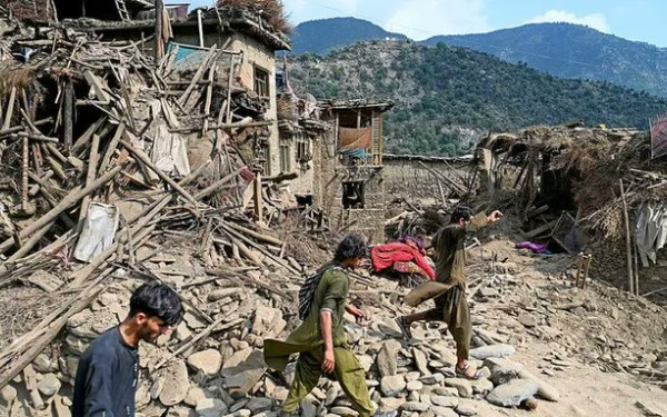 Αφγανιστάν: Λιγοστεύουν οι ελπίδες να βρεθούν επιζώντες τρεις μέρες μετά τον φονικό σεισμό