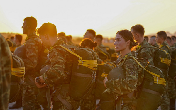 Δημοσιεύθηκε σε ΦΕΚ η ΚΥΑ για την πλήρη αποζημίωση των ωρών νυχτερινής απασχόλησης του στρατιωτικού προσωπικού