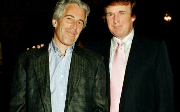 Υπόθεση Έπσταϊν: Στη δημοσιότητα 33.000 εγγραφα με αποκαλύψεις και αναπάντητα ερωτήματα