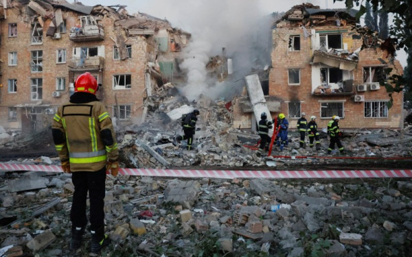 Ουκρανία: Τουλάχιστον 12 νεκροί σε ρωσικά πλήγματα με πυραύλους και drones - Ανάμεσά τους ένα 12χρονο παιδί στο Κίεβο