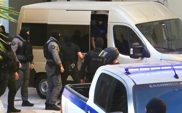 Οι ανατριχιαστικοί διάλογοι της μαφίας στην Κρήτη για αρχιμανδρίτη - «Μόνο δολοφονία δεν μας είχε ζητήσει»