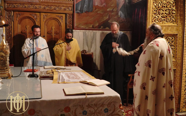 Μητρόπολη Θεσσαλονίκης: Τρισάγιο στον τάφο του μακαριστού Μητροπολίτη Άνθιμου