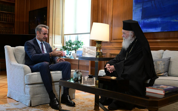 Συνάντηση Μητσοτάκη - Ιερώνυμου: Εξαιρετικό το επίπεδο συνεργασίας Πολιτείας και Εκκλησίας της Ελλάδος