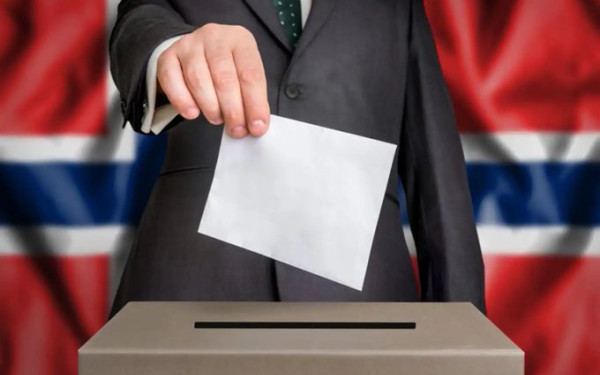 Νορβηγία: Ξεκινούν οι βουλευτικές εκλογές - Ευνοημένη φαίνεται η αριστερά υπό τον φόβο των διεθνών εξελίξεων