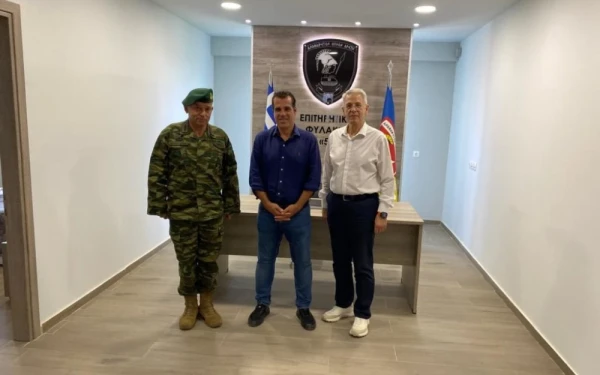 Πλεύρης από Έβρο: «Βασική μας προτεραιότητα είναι η πάταξη της λαθρομετανάστευσης» Πλεύρης από Έβρο: «Βασική μας προτεραιότητα είναι η πάταξη της λαθρομετανάστευσης»