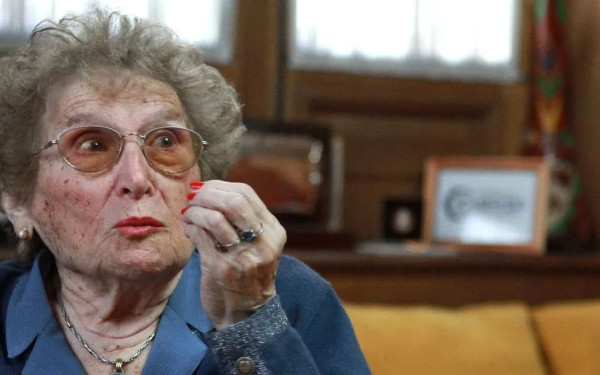 Αργεντινή: Μία από τις «Γιαγιάδες της Πλατείας Μαΐου», η Ρ. Ροϊσινμπλίτ, πέθανε σε ηλικία 106 ετών