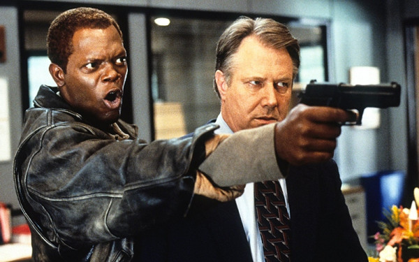 Όλες οι ταινίες που παίζουν σήμερα στην τηλεόραση - Δείτε τα τρέιλερ